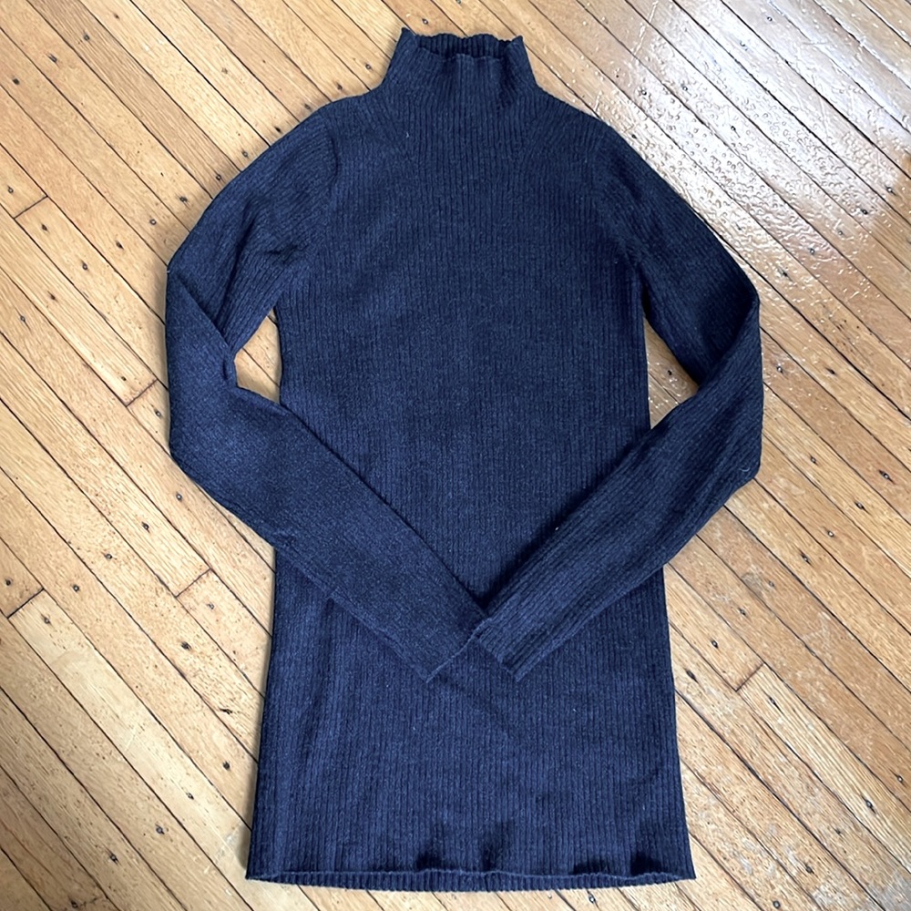 HATCH Collection wool turtleneck sweater size XS